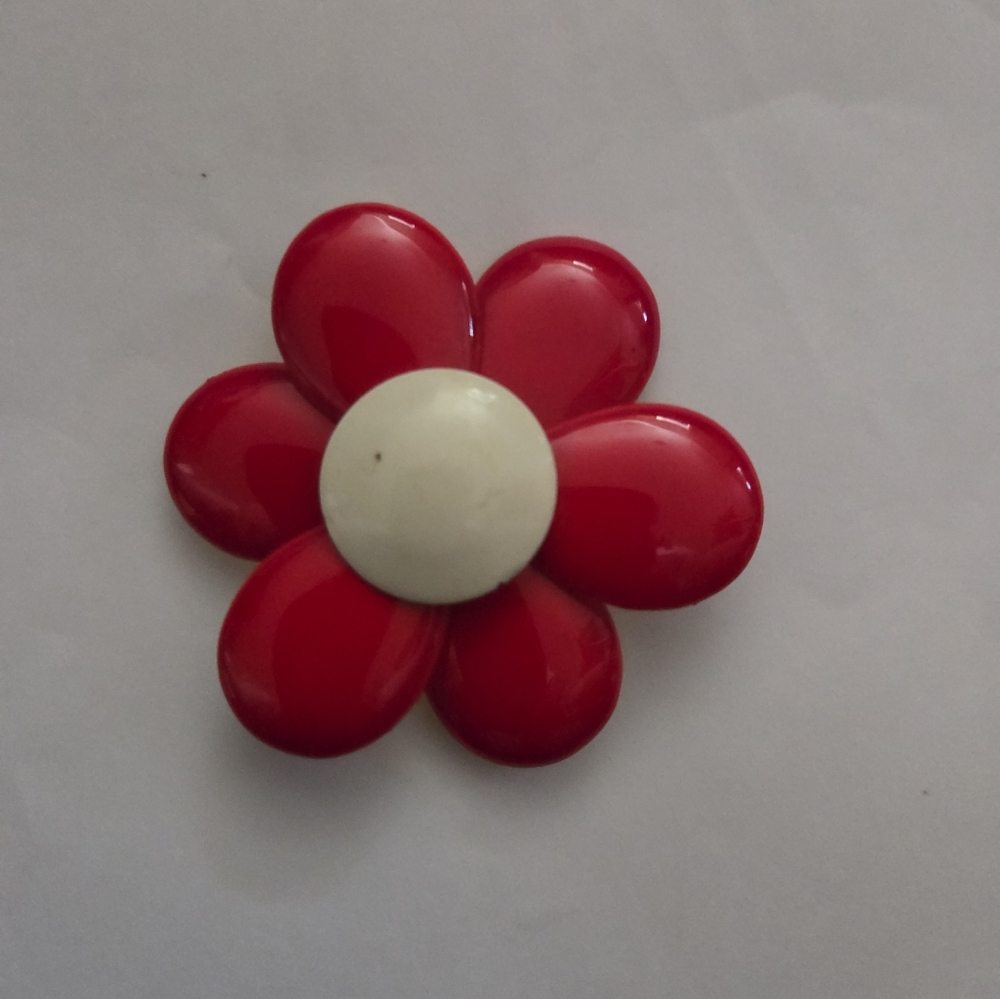 Elegant Red and White Floral Brooch